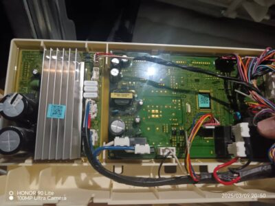 تعمیر برد لباسشویی 12 کیلویی سامسونگ با ایراد خاموشی